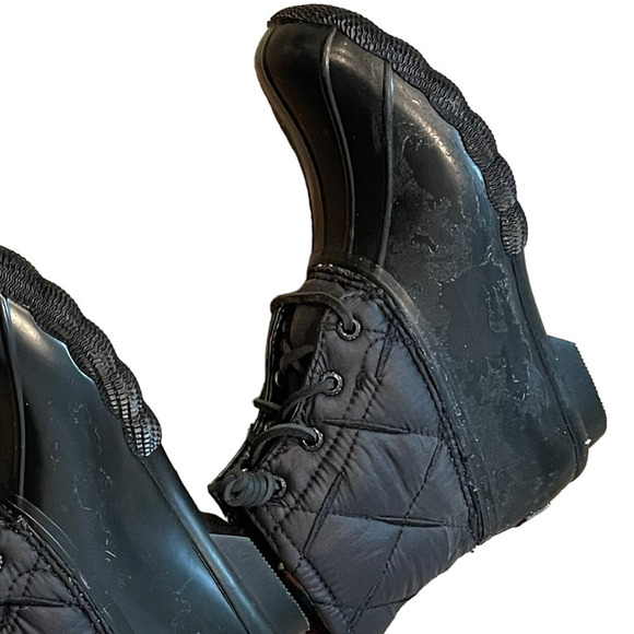 Sperry Saltwater Quilted Duck Boot Black Women's Size 5.5 - Picture 11 of 11